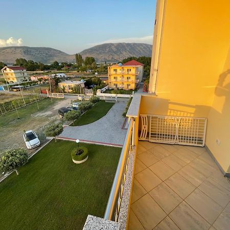 Hotel Restaurant Globi Velipojë Екстериор снимка